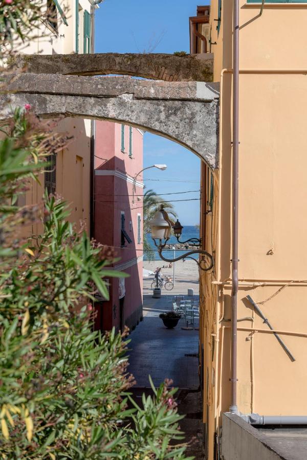 Hotel Vita Serena Arma di Taggia Esterno foto