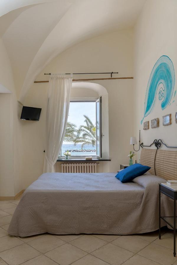 Hotel Vita Serena Arma di Taggia Esterno foto