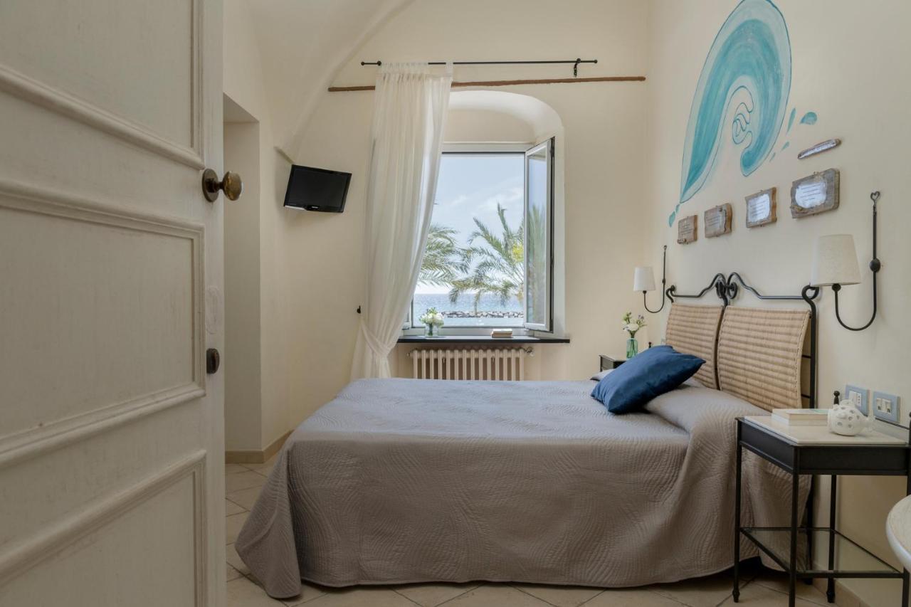 Hotel Vita Serena Arma di Taggia Esterno foto